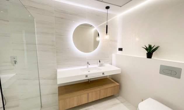 Resale - Apartment / flat -
Villajoyosa - Playas del Torres