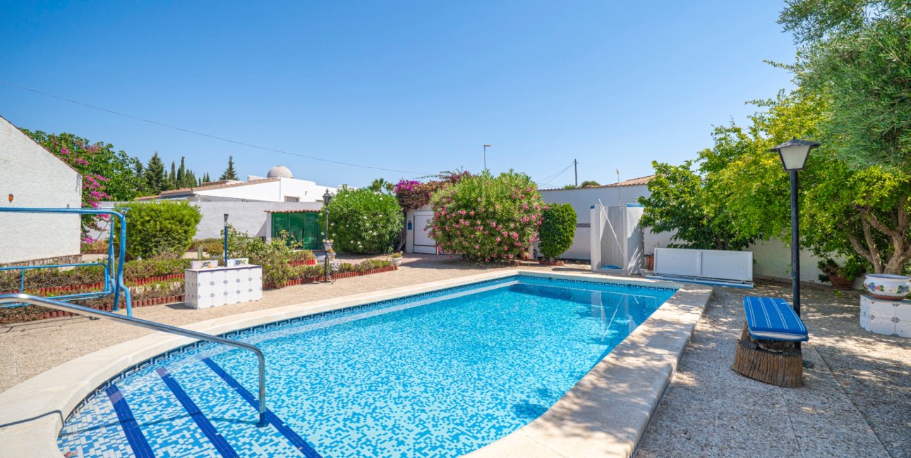 Resale - Villa -
Ciudad Quesada - Ciudad Quesada - Town