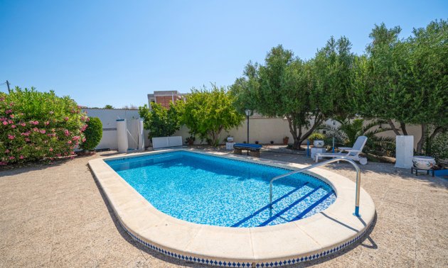 Resale - Villa -
Ciudad Quesada - Ciudad Quesada - Town