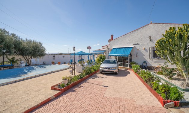 Resale - Villa -
Ciudad Quesada - Ciudad Quesada - Town