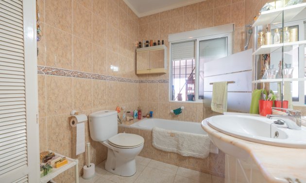Resale - Villa -
Ciudad Quesada - Ciudad Quesada - Town