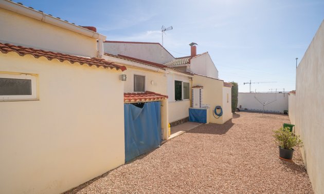 Resale - Villa -
Ciudad Quesada - Ciudad Quesada - Town