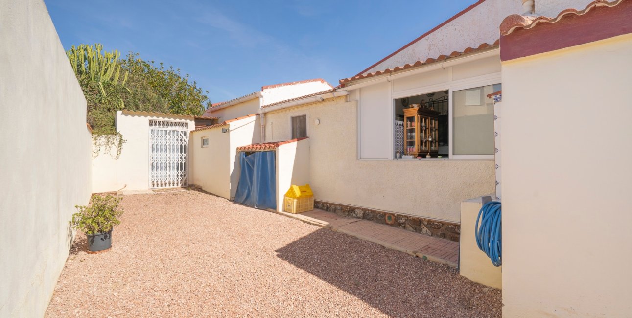 Resale - Villa -
Ciudad Quesada - Ciudad Quesada - Town