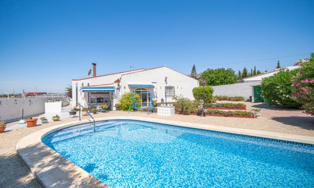 Resale - Villa -
Ciudad Quesada - Ciudad Quesada - Town