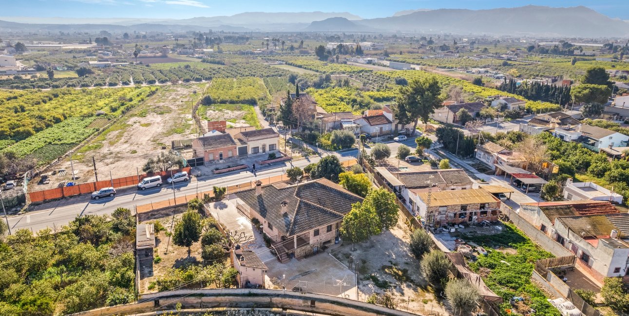 Reventa - Finca -
Beniel - Beniel - Country