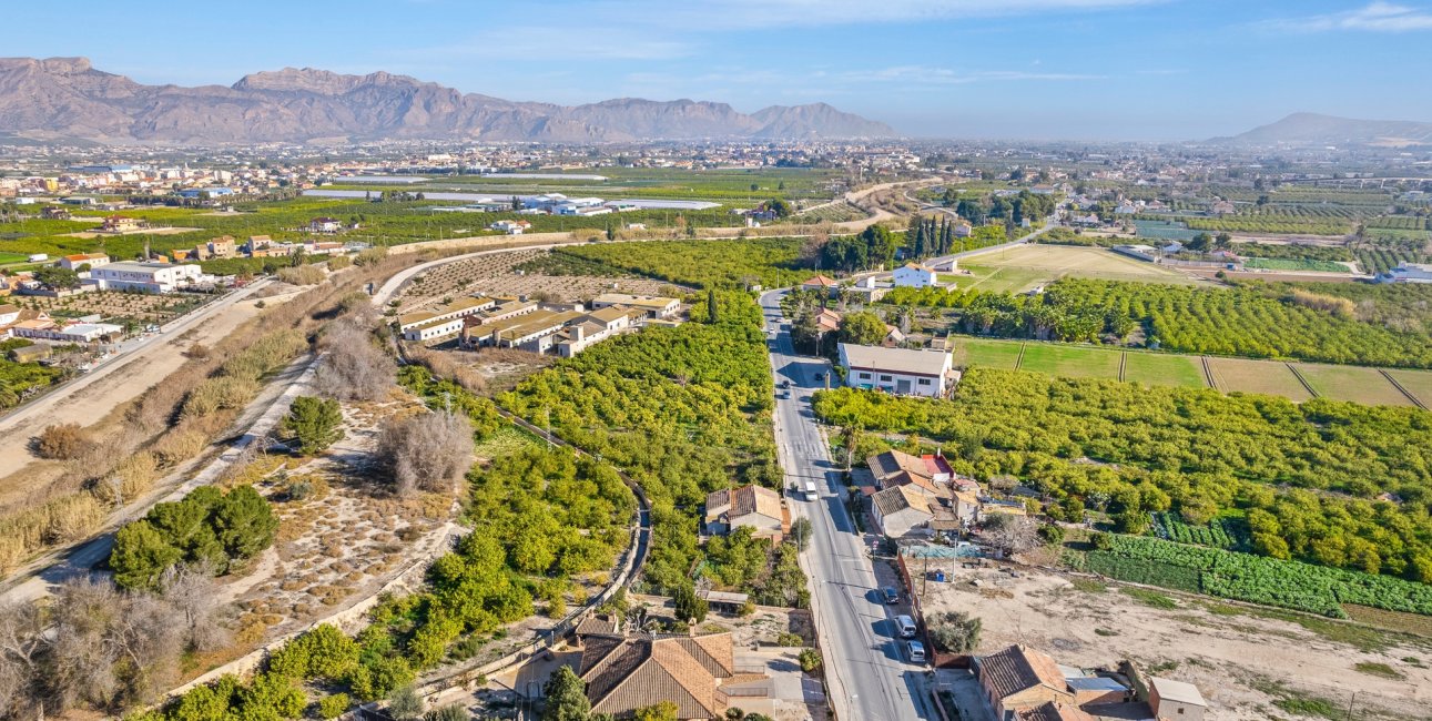 Reventa - Finca -
Beniel - Beniel - Country