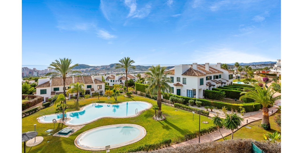 Resale - Apartment / flat -
Finestrat - Sierra Cortina - Golf Bahia
