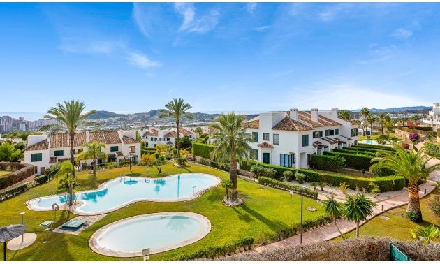 Resale - Apartment / flat -
Finestrat - Sierra Cortina - Golf Bahia
