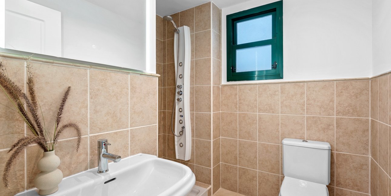 Resale - Apartment / flat -
Finestrat - Sierra Cortina - Golf Bahia
