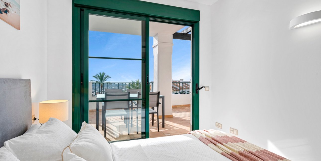 Resale - Apartment / flat -
Finestrat - Sierra Cortina - Golf Bahia