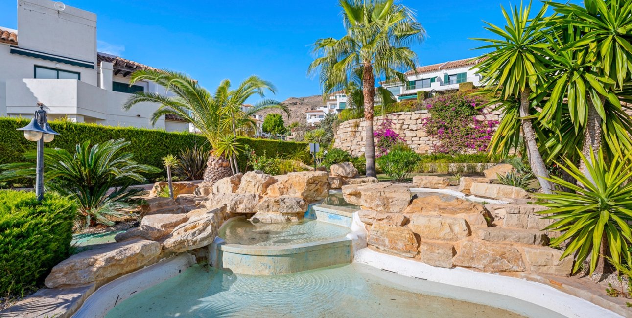 Resale - Apartment / flat -
Finestrat - Sierra Cortina - Golf Bahia