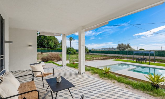 Resale - Country House -
Elche - Elche - Country
