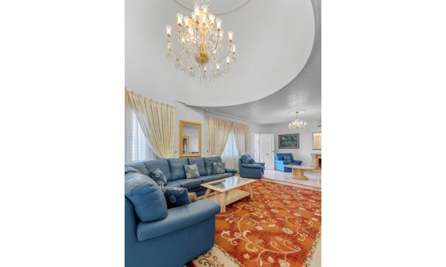 Resale - Villa -
Ciudad Quesada - La Marquesa