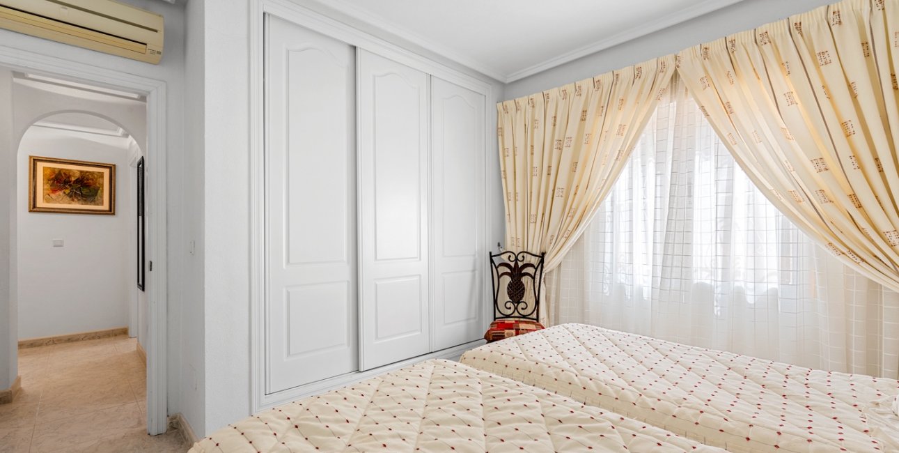 Resale - Villa -
Ciudad Quesada - La Marquesa