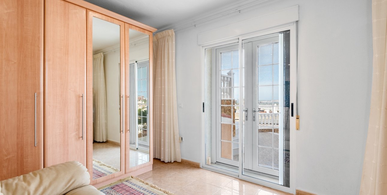 Resale - Villa -
Ciudad Quesada - La Marquesa