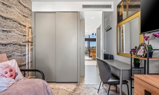 Reventa - Apartamento / piso -
Orihuela Costa - Los Dolses