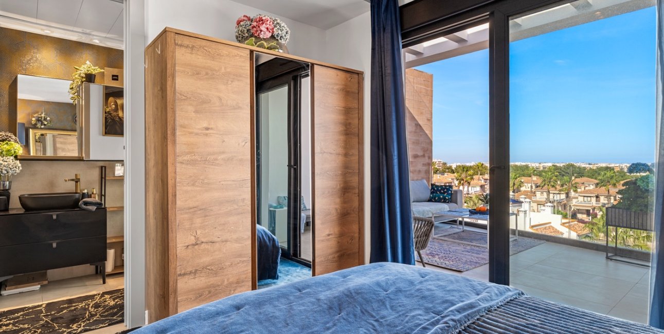 Reventa - Apartamento / piso -
Orihuela Costa - Los Dolses