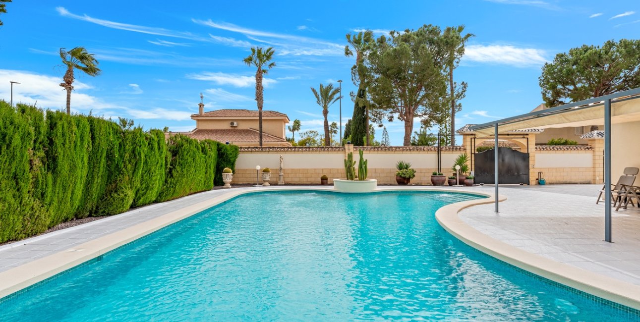 Resale - Villa -
Ciudad Quesada - Doña Pepa