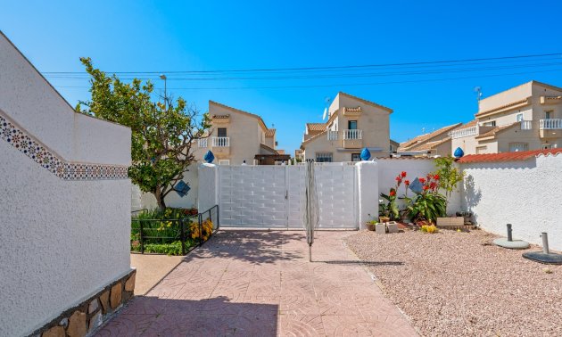 Resale - Villa -
Ciudad Quesada - Ciudad Quesada - Town