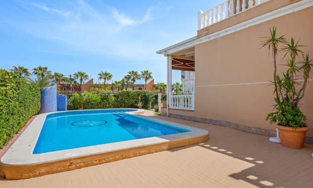 Rynek wtórny - Willa -
Torrevieja - Torre La Mata