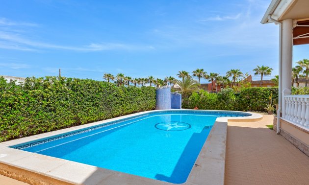 Rynek wtórny - Willa -
Torrevieja - Torre La Mata