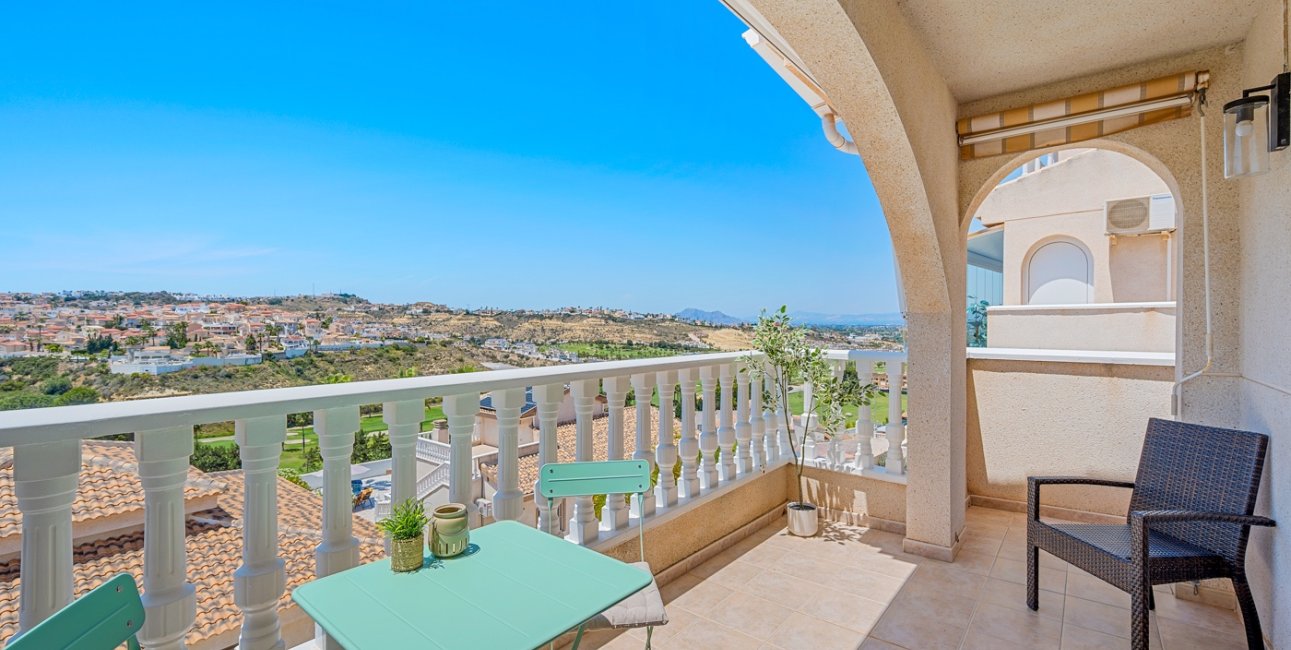 Resale - Townhouse -
Ciudad Quesada - La Marquesa