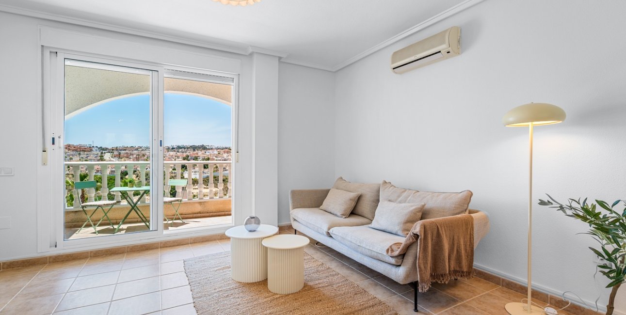 Resale - Townhouse -
Ciudad Quesada - La Marquesa
