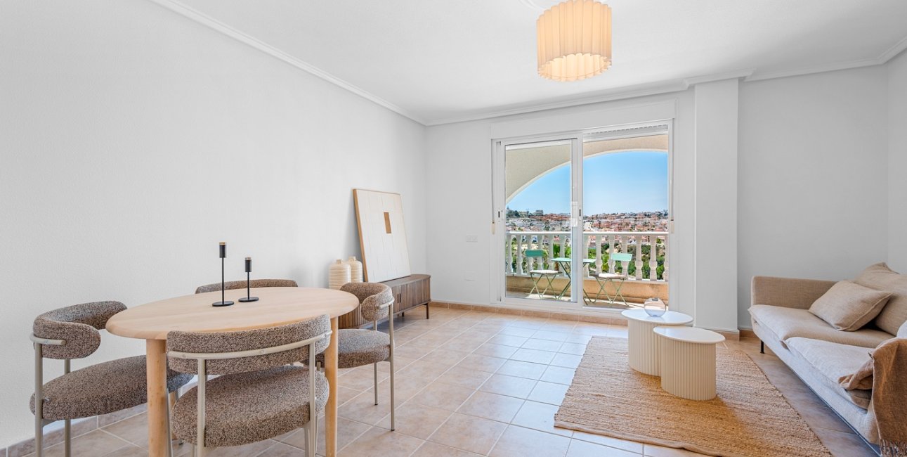 Resale - Townhouse -
Ciudad Quesada - La Marquesa