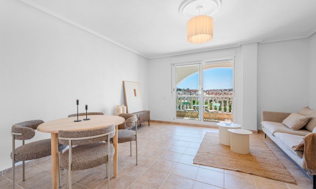 Resale - Townhouse -
Ciudad Quesada - La Marquesa