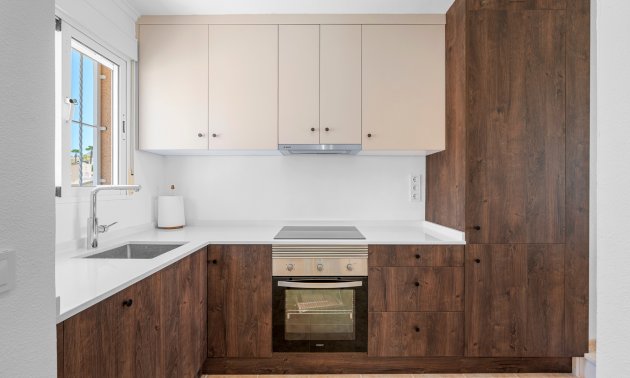 Resale - Townhouse -
Ciudad Quesada - La Marquesa
