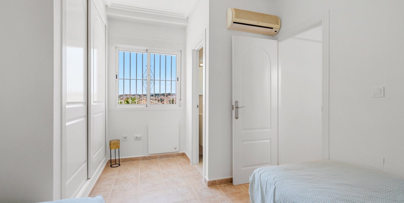Resale - Townhouse -
Ciudad Quesada - La Marquesa