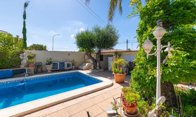 Resale - Villa -
Ciudad Quesada - Ciudad Quesada - Town