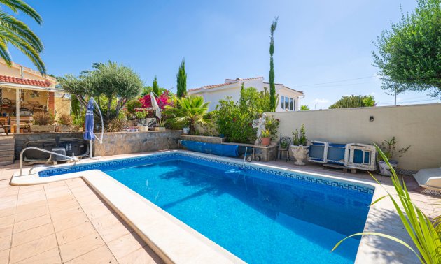 Resale - Villa -
Ciudad Quesada - Ciudad Quesada - Town