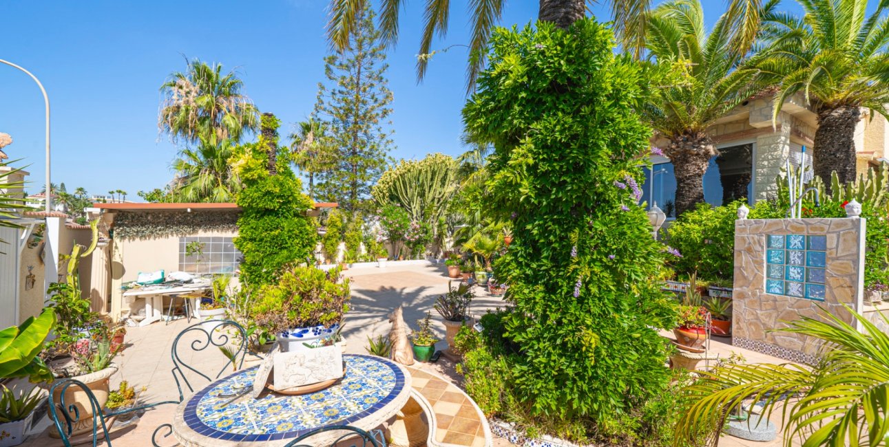 Resale - Villa -
Ciudad Quesada - Ciudad Quesada - Town