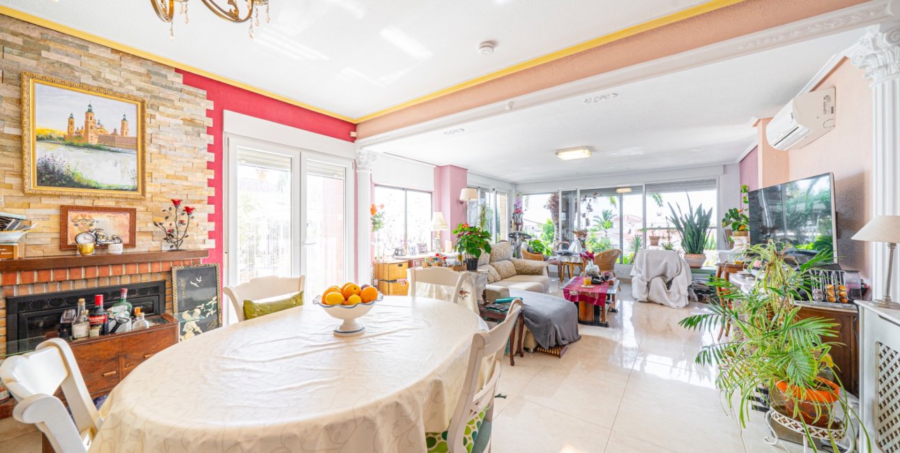 Resale - Villa -
Ciudad Quesada - Ciudad Quesada - Town