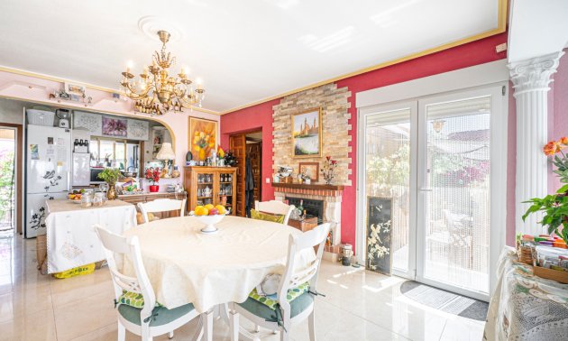 Resale - Villa -
Ciudad Quesada - Ciudad Quesada - Town