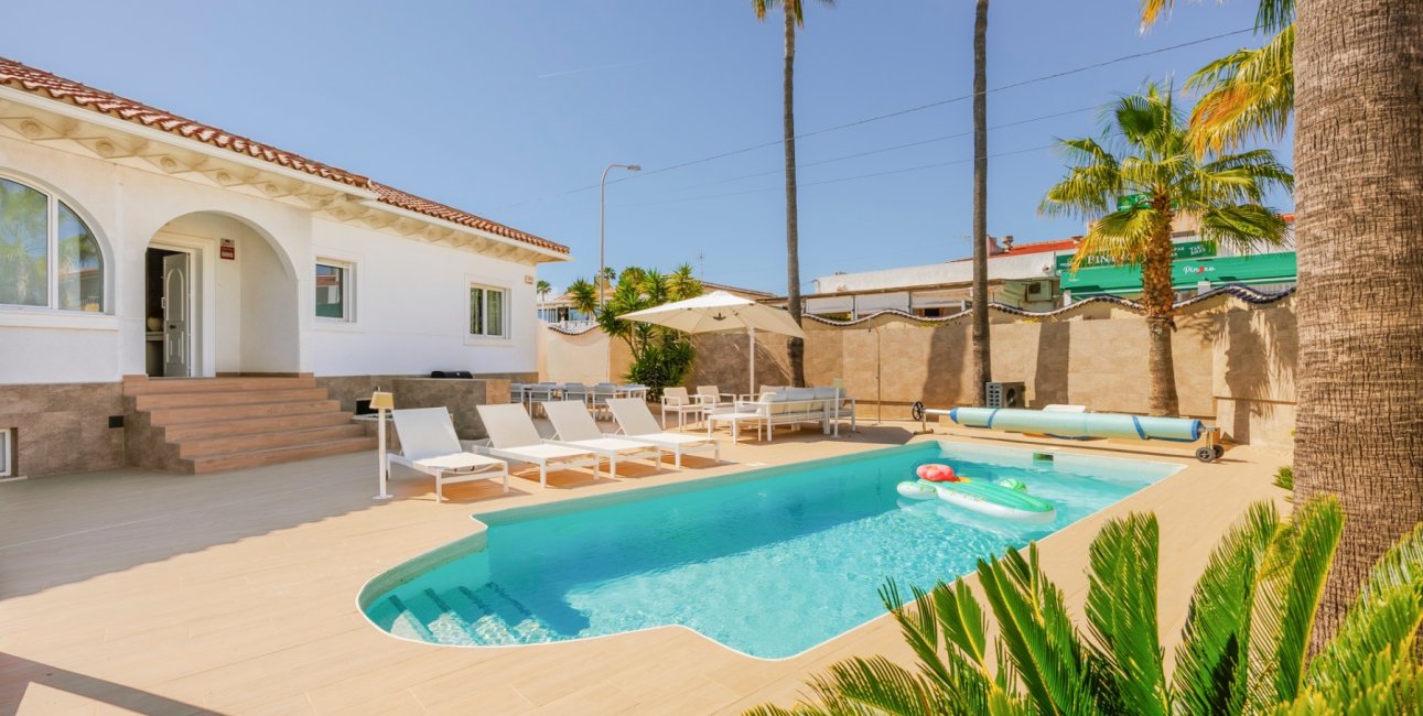 Resale - Villa -
Ciudad Quesada - Ciudad Quesada - Town