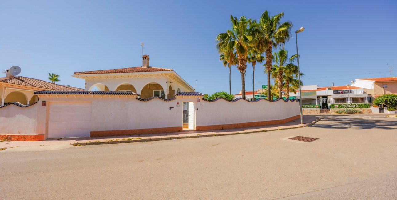 Resale - Villa -
Ciudad Quesada - Ciudad Quesada - Town