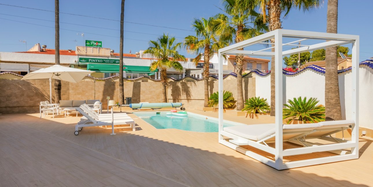 Resale - Villa -
Ciudad Quesada - Ciudad Quesada - Town