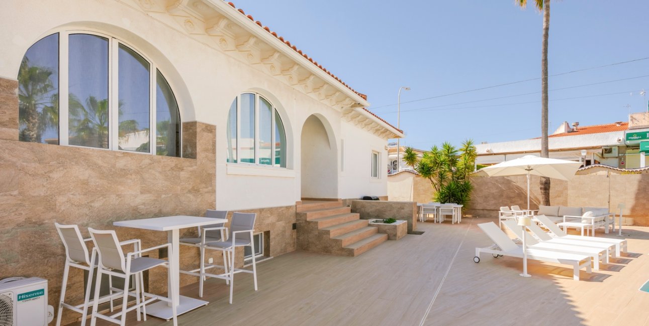 Resale - Villa -
Ciudad Quesada - Ciudad Quesada - Town