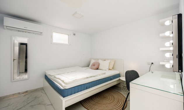 Resale - Villa -
Ciudad Quesada - Ciudad Quesada - Town