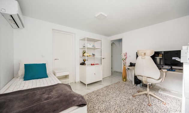 Resale - Villa -
Ciudad Quesada - Ciudad Quesada - Town