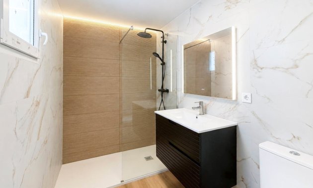 Resale - Townhouse -
Orihuela Costa - Los Altos