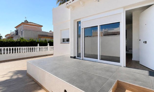 Resale - Townhouse -
Orihuela Costa - Los Altos