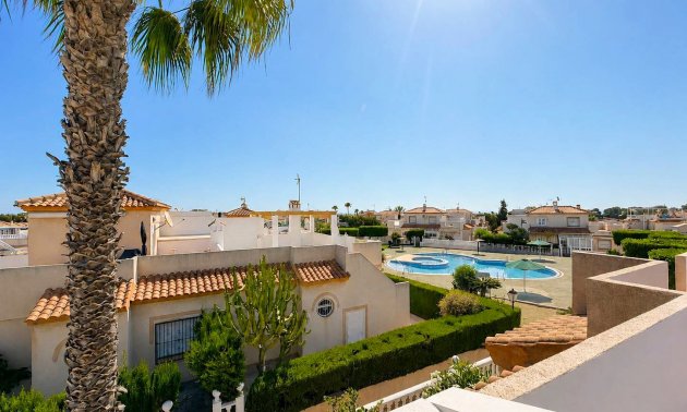 Resale - Townhouse -
Orihuela Costa - Los Altos