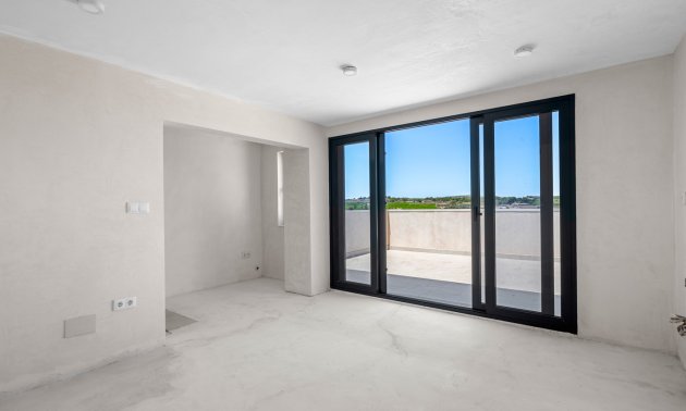 Reventa - Finca -
Los Montesinos - La Herrada