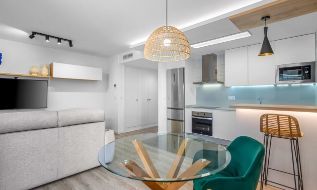 Resale - Apartment / flat -
El Campello - Playa Muchavista
