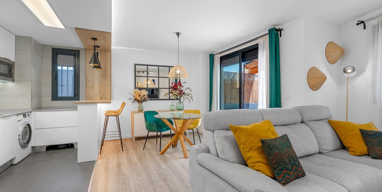 Resale - Apartment / flat -
El Campello - Playa Muchavista