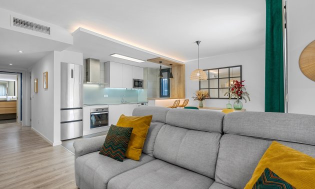 Resale - Apartment / flat -
El Campello - Playa Muchavista