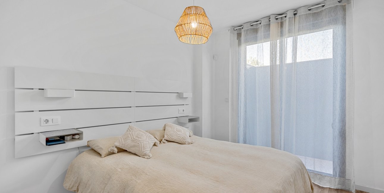 Resale - Apartment / flat -
El Campello - Playa Muchavista